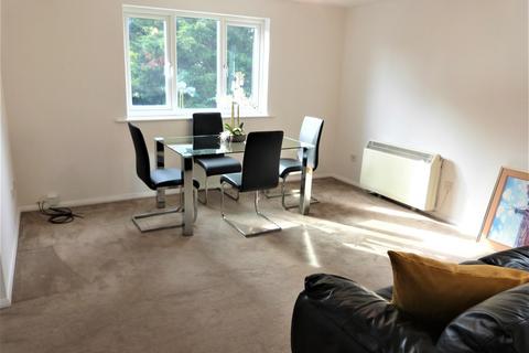 68 Howard Close, Waltham Abbey, EN9 1XB