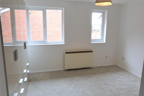 68 Howard Close, Waltham Abbey, EN9 1XB
