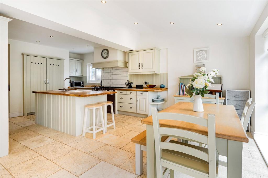 Open-Plan Reception
