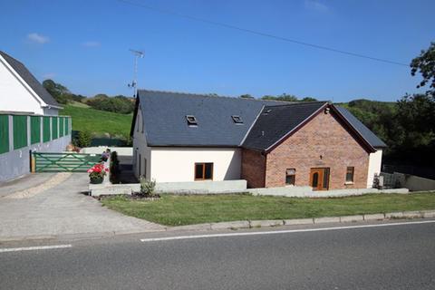 Gwawr Newydd Henfwlch Road, Carmarthen, SA33 6AD