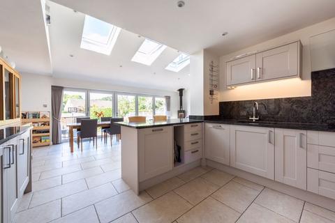 4 bedroom semi-detached house for sale, West Horsley