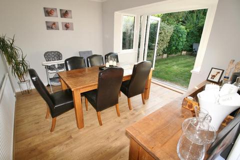 38 Widford Road, Chelmsford, CM2 9AR