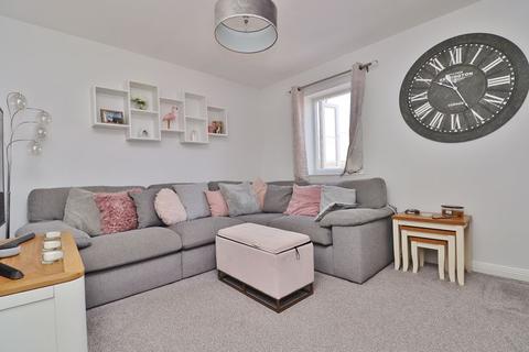 3 bedroom apartment for sale - 32 Exmouth Road, Southsea