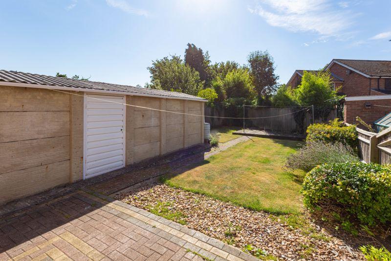 Cronshaw Close, Didcot 3 bed semidetached house £335,000