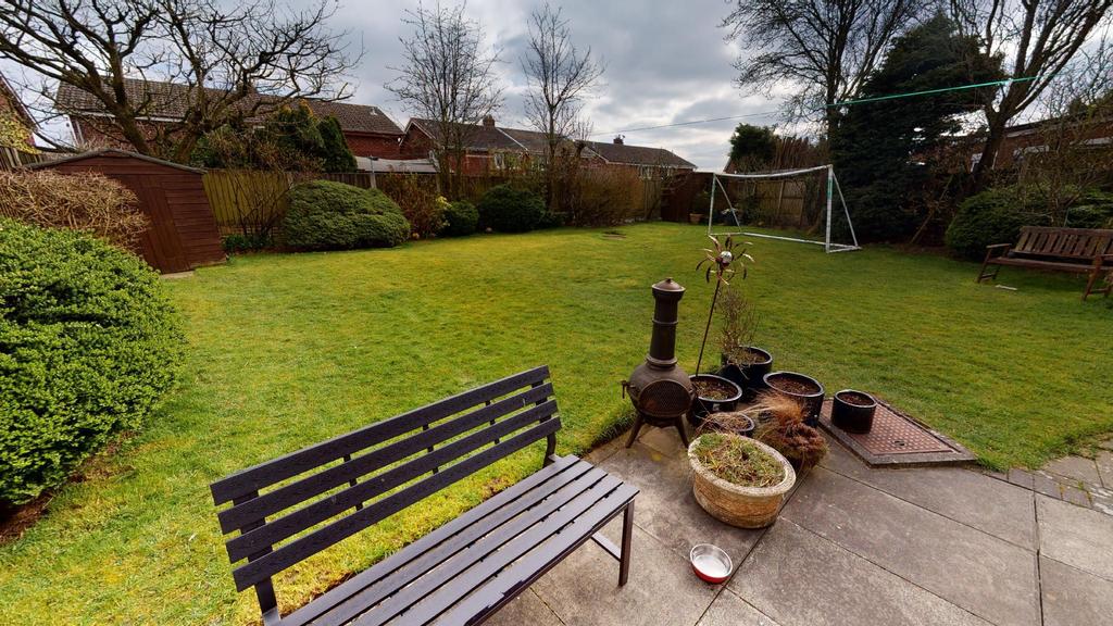160-Hinckley-Road- Garden