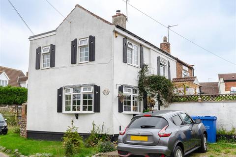 1, Sunkist Cottage Beck Lane, Easington, Hull, HU12 0TX