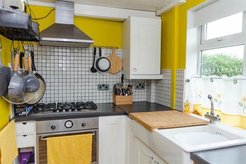1, Sunkist Cottage Beck Lane, Easington, Hull, HU12 0TX