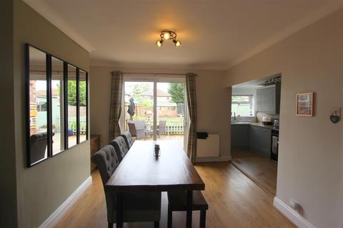 7 The Broadway, Darlington, DL1 1EG