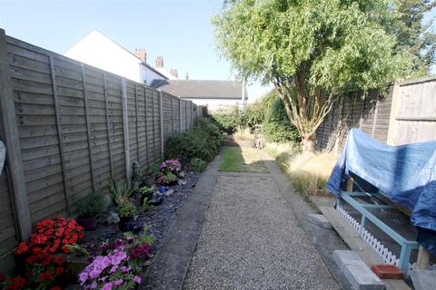 67 West Road, Shoeburyness, Southend-on-sea, SS3 9DT