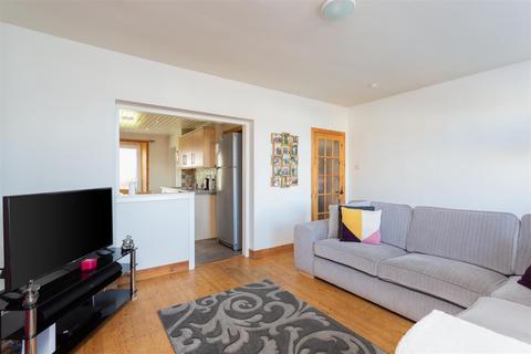 15a Ballantrae Road, Dundee, DD4 8PL