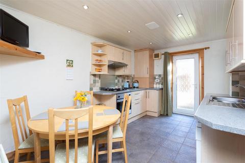 15a Ballantrae Road, Dundee, DD4 8PL