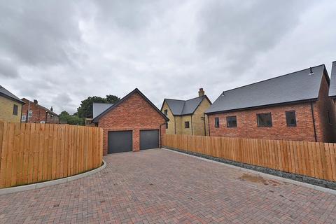 3 bedroom semi-detached house for sale - Church View, Low Fell