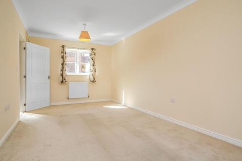 15 Barrow Close, Salisbury, SP2 8FJ