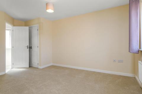15 Barrow Close, Salisbury, SP2 8FJ