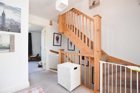 1, Finch Heights Fairlight Road, Hastings, TN35 5ED