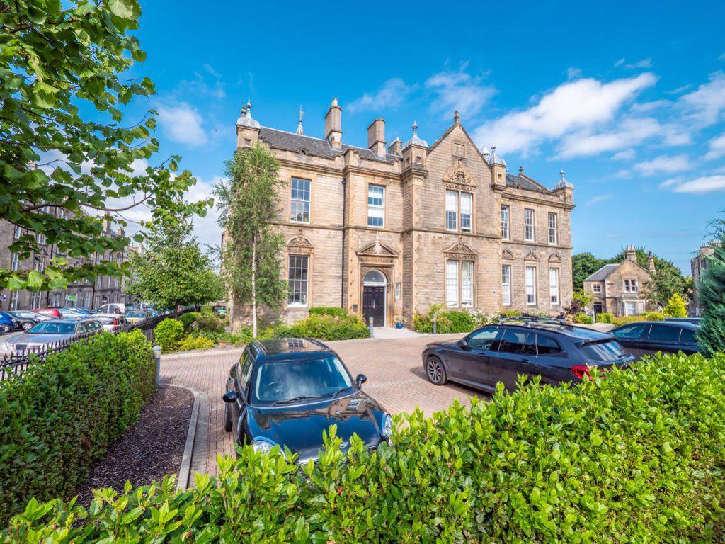 DEAN PARK STREET, STOCKBRIDGE, EDINBURGH, EH4 1JY 2 bed bungalow £