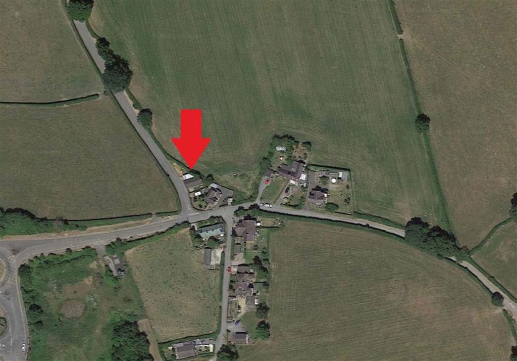 Halton, Chirk, Wrexham, LL14 Land £100,000