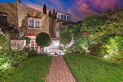 34a Rosebery Road, London, N10 2LH