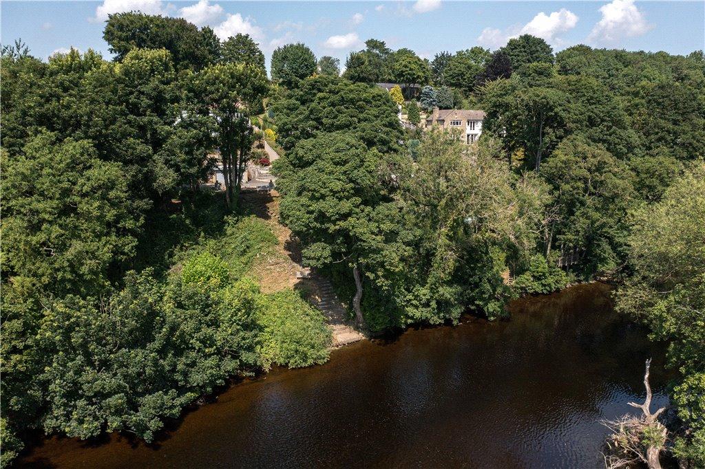 Riverside Frontage