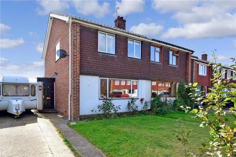 20 Rowan Close, Sturry, Canterbury, CT2 0JB