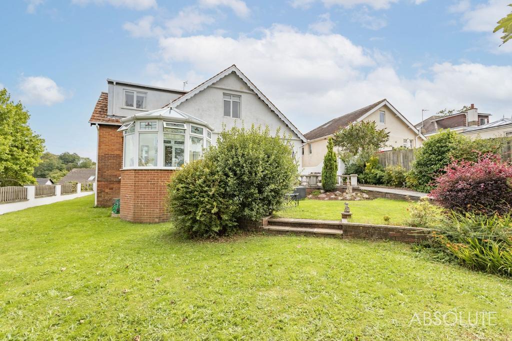 Cadewell Lane, Torquay 5 bed detached bungalow £499,950