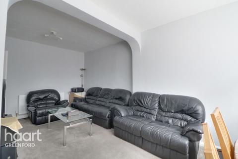 147 Evelyn Grove, Southall, UB1 2BT