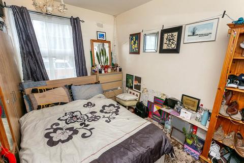 2 bedroom apartment for sale, Scarlet Road, LONDON, SE6