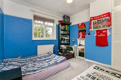 25 Moorside Road, Bromley, BR1 5EP