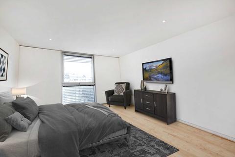 2 bedroom apartment for sale, Albion Riverside, Battersea, SW11