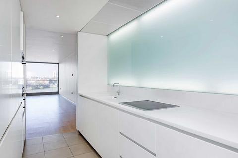 2 bedroom apartment for sale, Albion Riverside, Battersea, SW11
