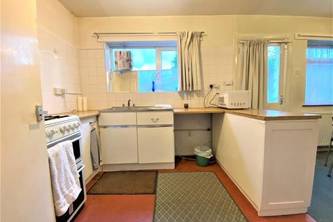 187 Ryefield Avenue, Uxbridge, UB10 9DB