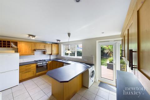4 Grange Road, West Molesey, KT8 2PP