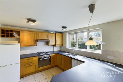 4 Grange Road, West Molesey, KT8 2PP