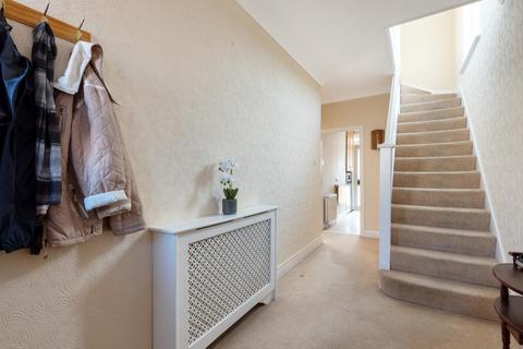 58 Rayford Avenue, London, SE12 0NG