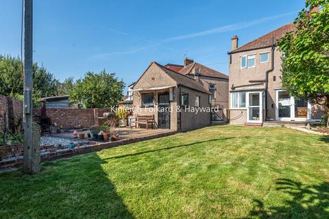 58 Rayford Avenue, London, SE12 0NG