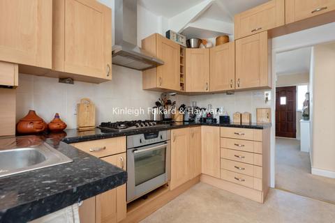 58 Rayford Avenue, London, SE12 0NG