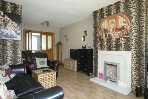 24 Raeburn Drive, Bradford, BD6 2LL