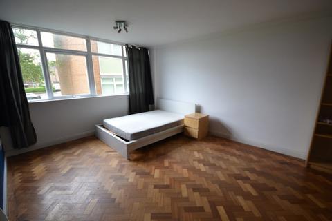 4 bedroom flat to rent - Kenilworth Court, Coventry CV3 6JD