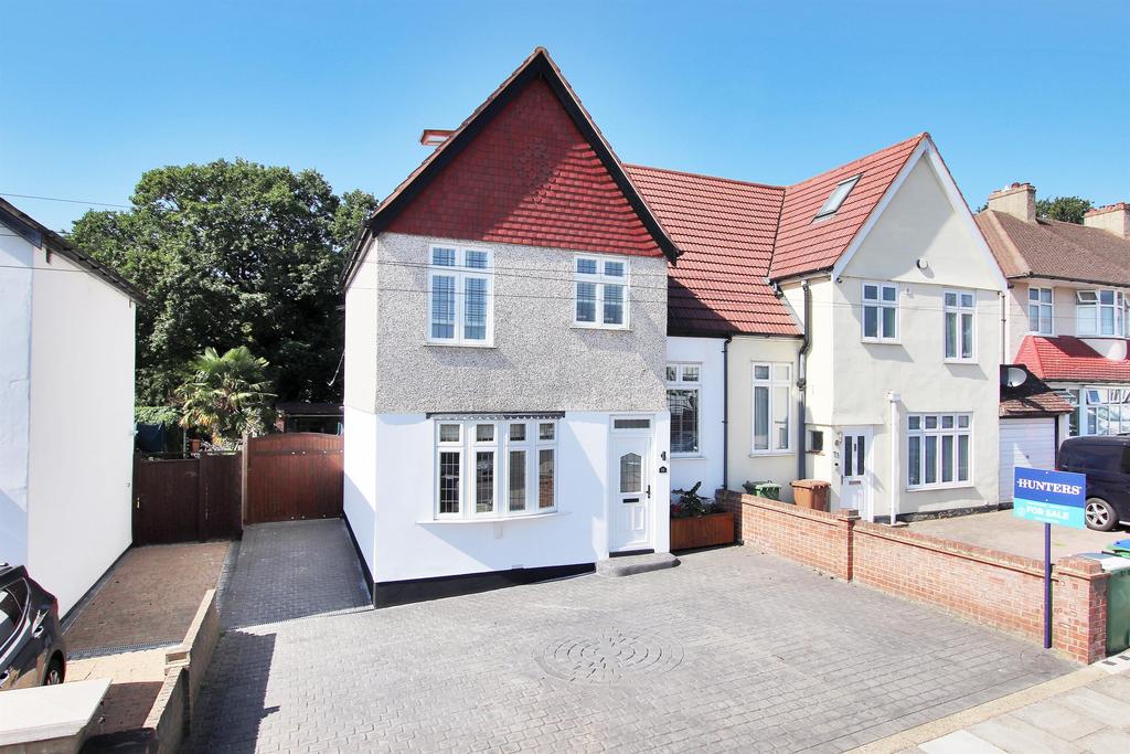 Boundary Road, Sidcup, Kent, DA15 8SS 4 bed semidetached house £650,000