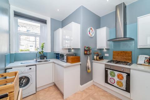 20 Noble Place, Edinburgh, EH6 8AX