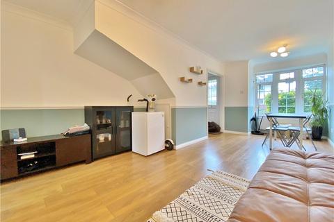 3 Atherley Way, Whitton, Hounslow, TW4 5NG