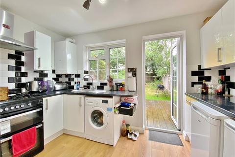 3 Atherley Way, Whitton, Hounslow, TW4 5NG