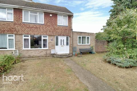 6 Kendal Close, Hayes, UB4 8SX