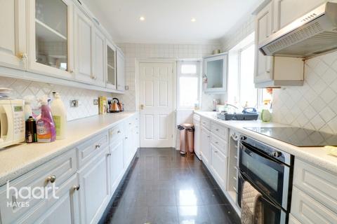 6 Kendal Close, Hayes, UB4 8SX