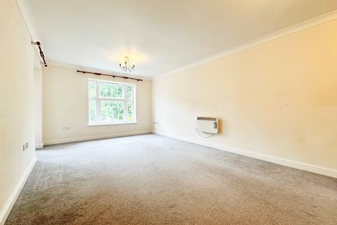 2 bedroom flat to rent, Dorchester Court, Camberley
