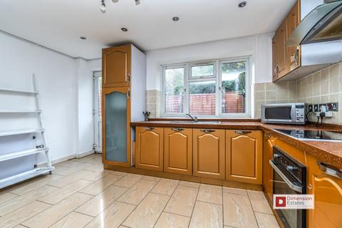 3 bedroom detached house to rent, Nile Close, Rectory Road, Stoke Newington, London, N16