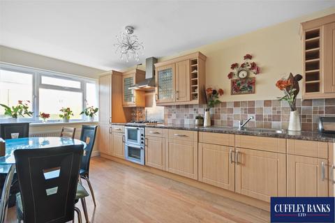 5 Doris Ashby Close, Perivale, Greenford, UB6 7FD