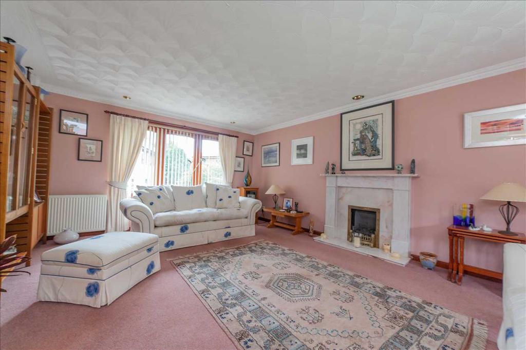 Dave Barrie Avenue, Larkhall 4 bed detached house £289,995