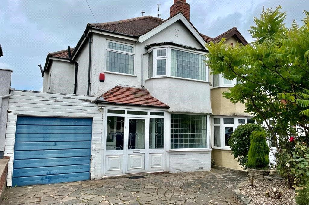 Forest Road, Oldbury, B68 3 bed semidetached house £300,000