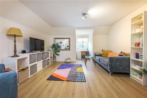 2 bedroom apartment to rent, Crown Lane, SW16